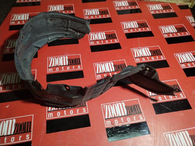 Подкрылок, 300 рублей, Красноярск