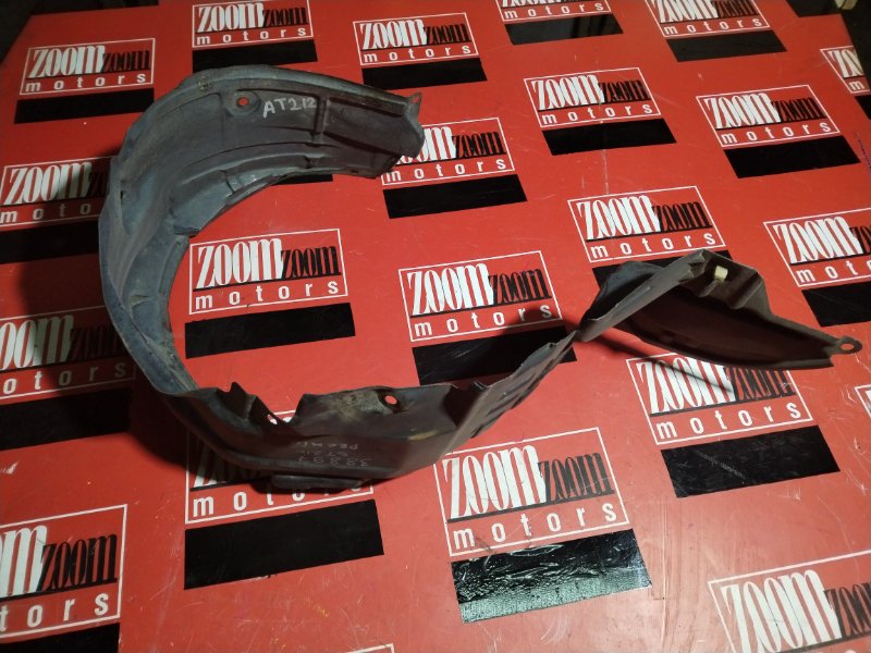 Подкрылок, 300 рублей, Красноярск