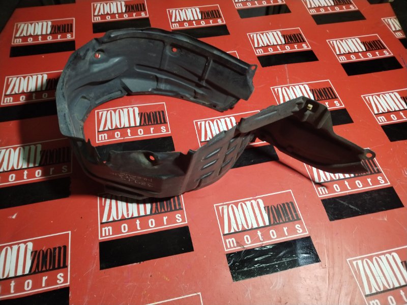 Подкрылок, 300 рублей, Красноярск