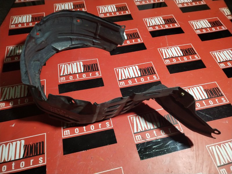 Подкрылок, 300 рублей, Красноярск