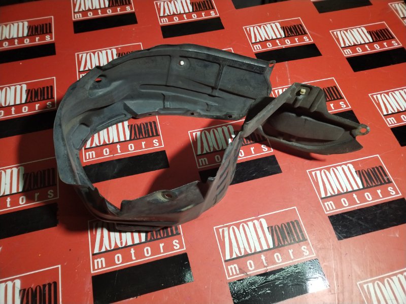 Подкрылок, 300 рублей, Красноярск