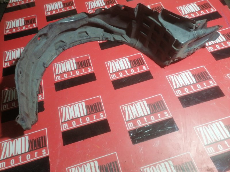 Подкрылок, 300 рублей, Красноярск