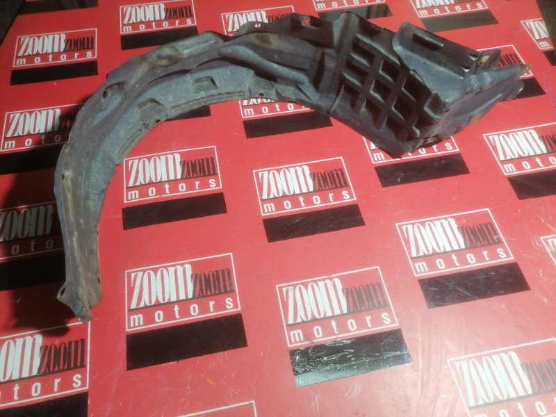 Подкрылок, 300 рублей, Красноярск