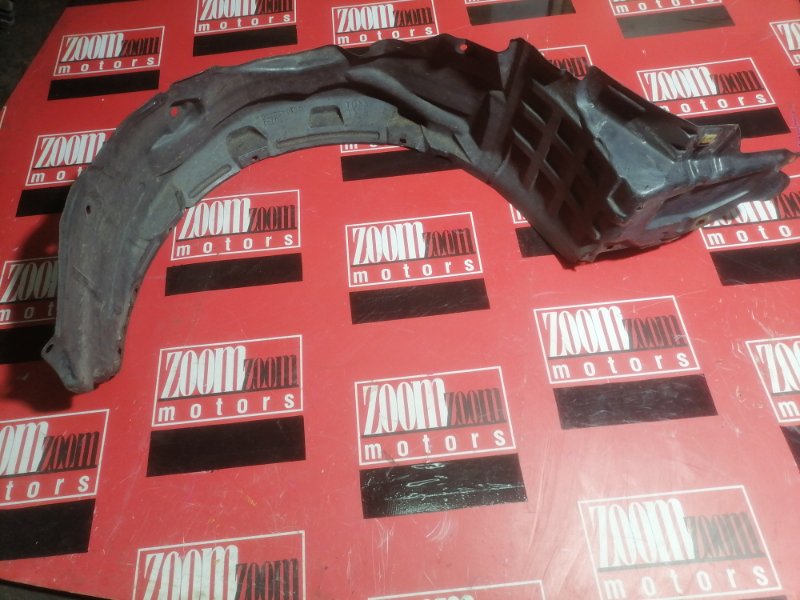 Подкрылок, 300 рублей, Красноярск