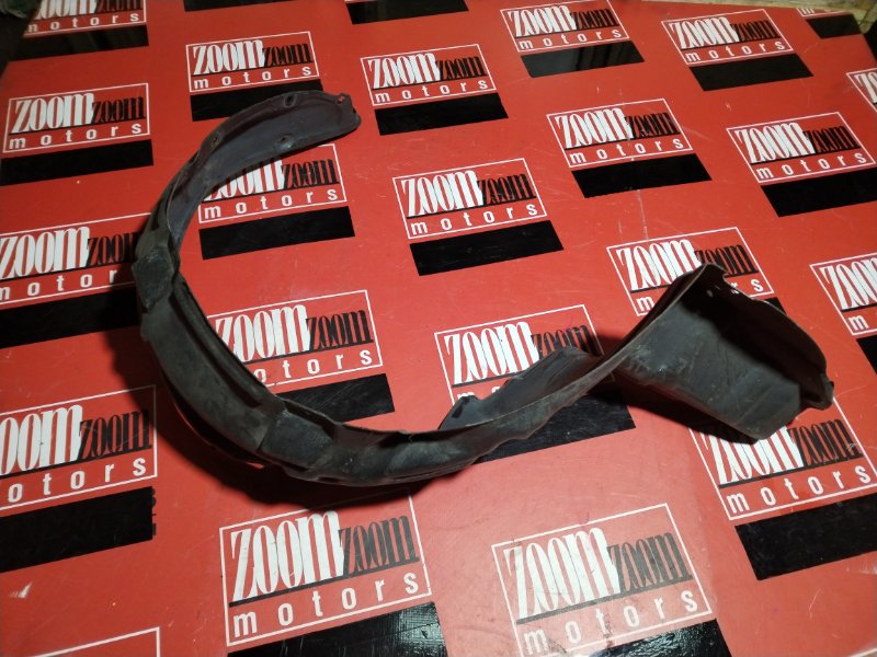 Подкрылок, 200 рублей, Красноярск