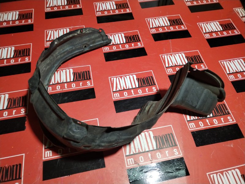 Подкрылок, 200 рублей, Красноярск