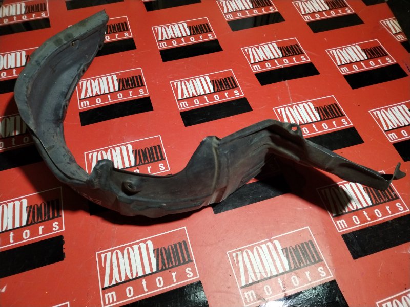 Подкрылок, 200 рублей, Красноярск