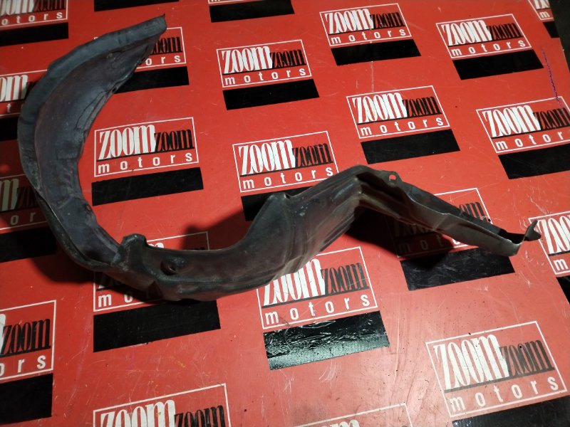 Подкрылок, 200 рублей, Красноярск