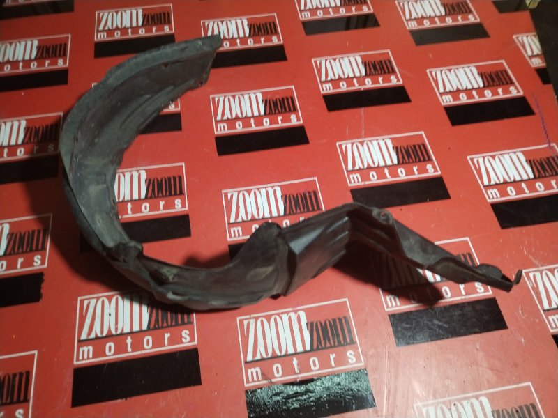 Подкрылок, 500 рублей, Красноярск