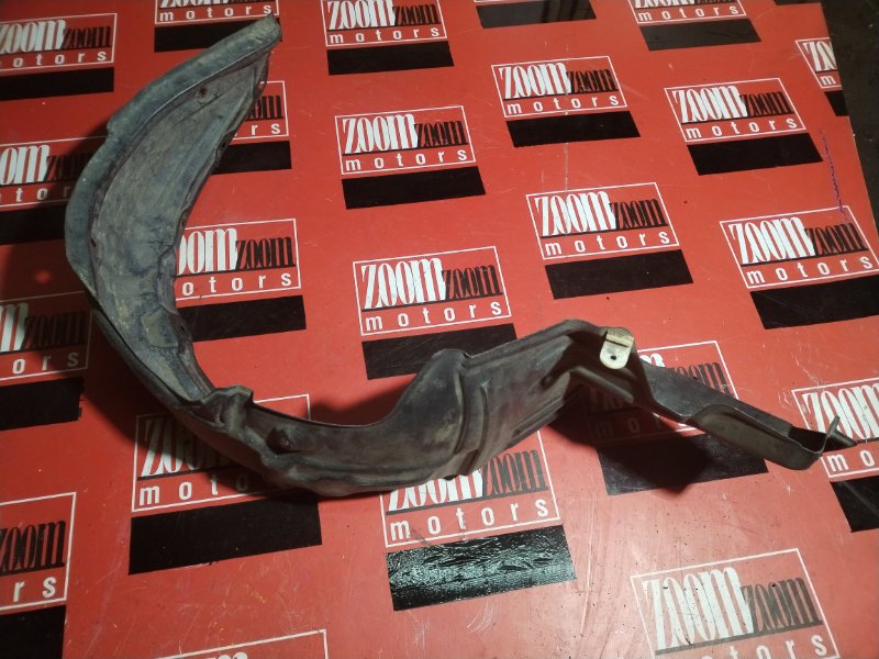 Подкрылок, 300 рублей, Красноярск