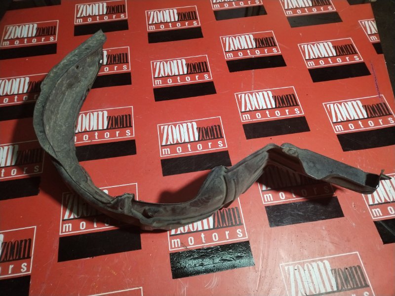 Подкрылок, 300 рублей, Красноярск