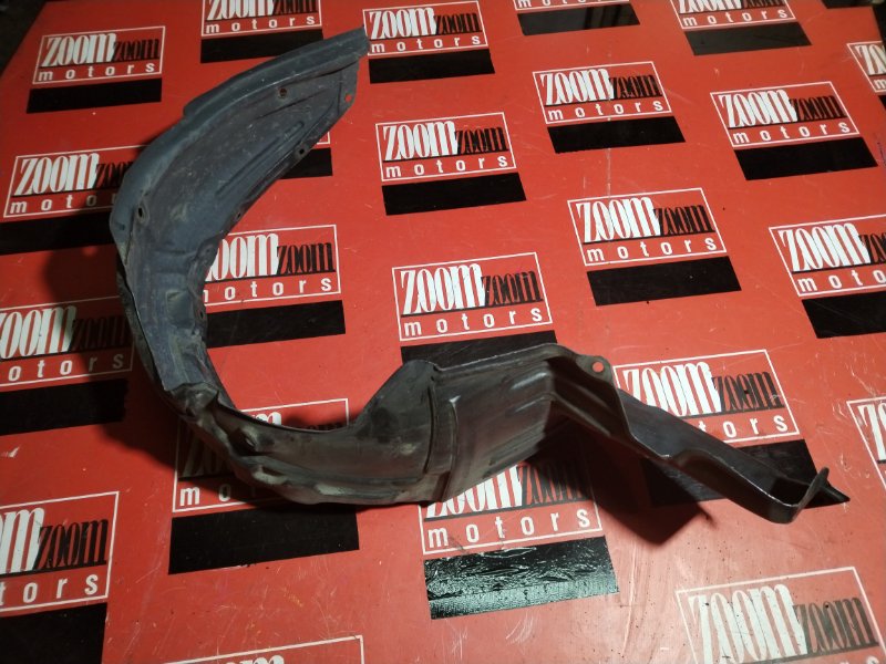 Подкрылок, 300 рублей, Красноярск