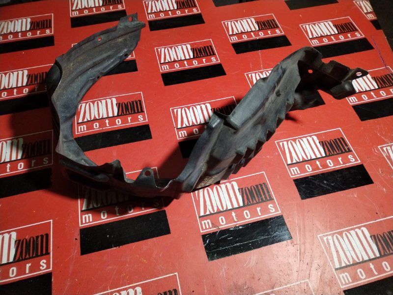 Подкрылок, 300 рублей, Красноярск