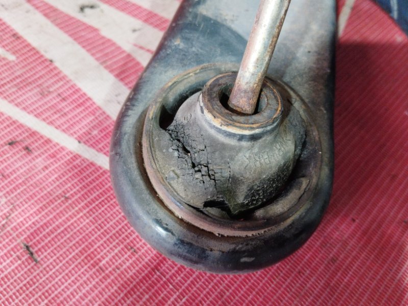 Рычаг подвески нижний, 1200 рублей, Солонцы