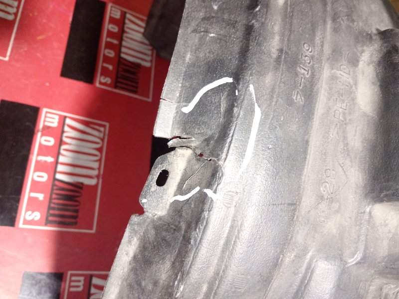 Подкрылок, 2900 рублей, Красноярск