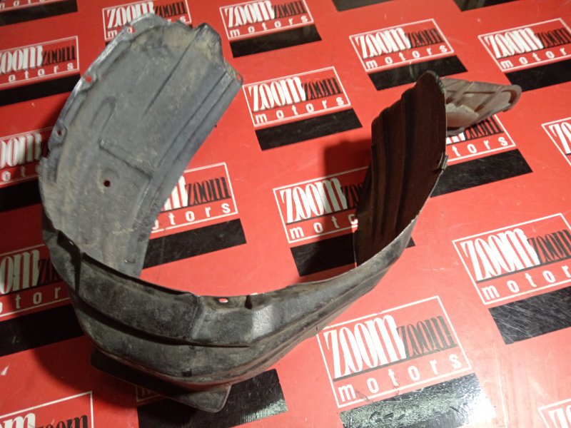 Подкрылок, 300 рублей, Красноярск