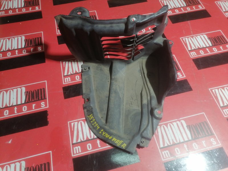 Подкрылок, 1500 рублей, Красноярск