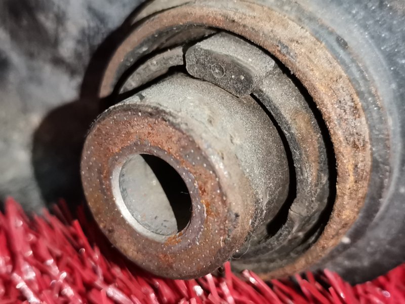 Рычаг подвески верхний, 1100 рублей, Красноярск