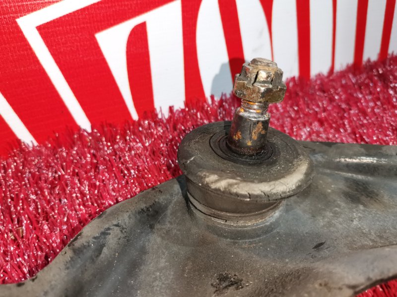 Рычаг подвески верхний, 2300 рублей, Красноярск