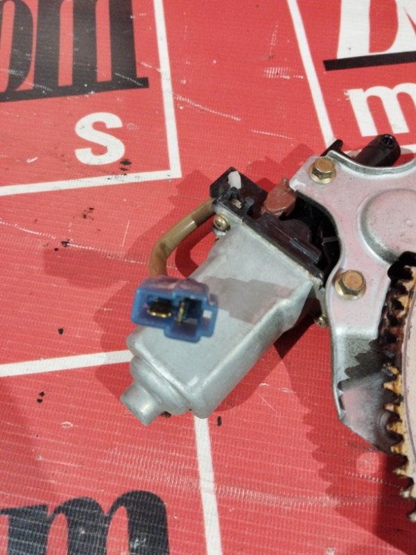 Стеклоподъемник, 1500 рублей, Солонцы