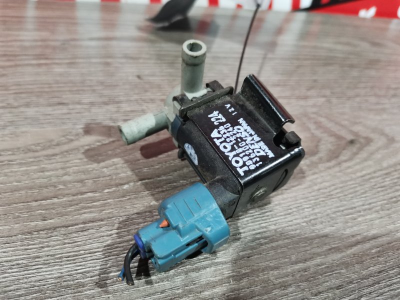 Вакуумный клапан, 500 рублей, Красноярск