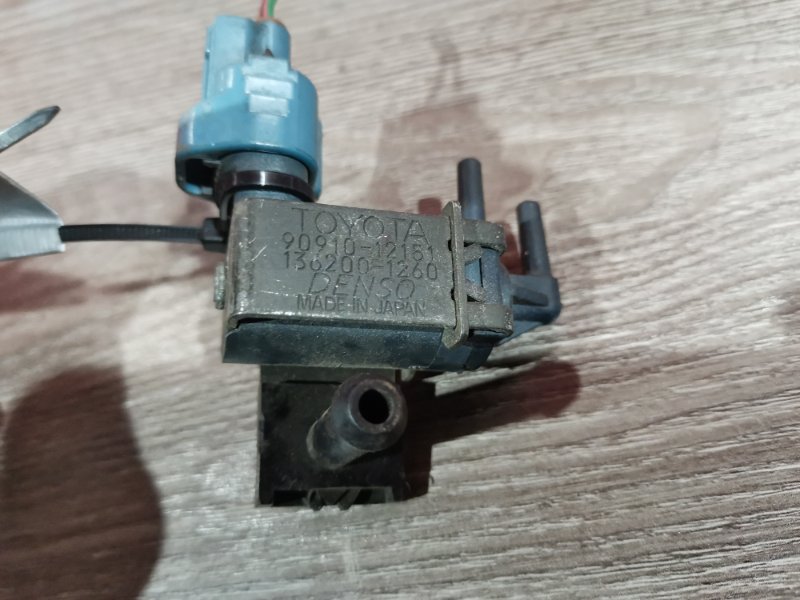 Вакуумный клапан, 500 рублей, Красноярск