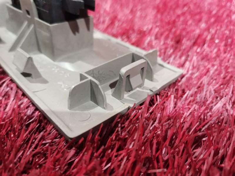 Кнопка управления стеклоподъёмником, 500 рублей, Красноярск