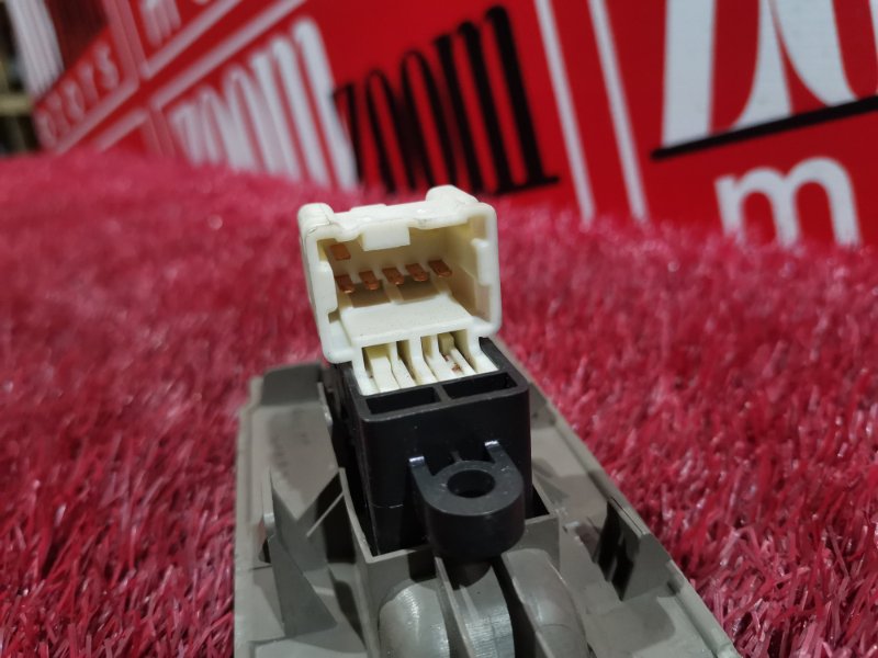 Кнопка управления стеклоподъёмником, 500 рублей, Красноярск