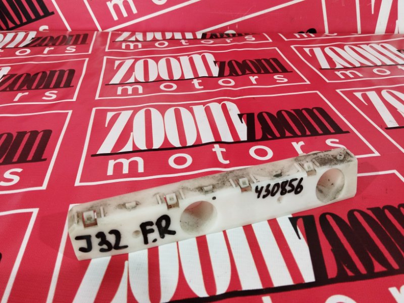 Кронштейн бампера, 500 рублей, Солонцы