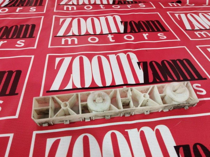 Кронштейн бампера, 500 рублей, Солонцы