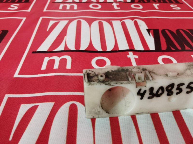 Кронштейн бампера, 500 рублей, Солонцы