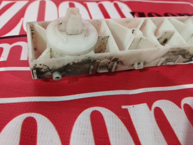 Кронштейн бампера, 500 рублей, Солонцы