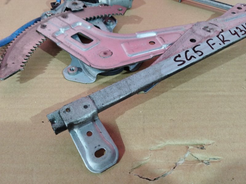 Стеклоподъемник, 5700 рублей, Солонцы