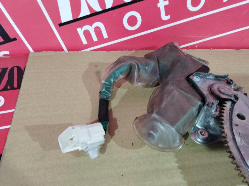 Стеклоподъемник, 2400 рублей, Солонцы