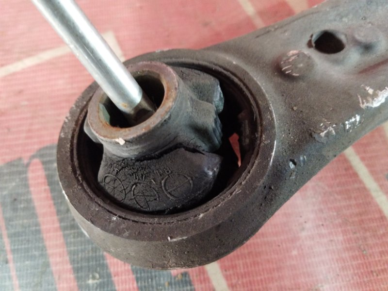 Рычаг подвески нижний, 1900 рублей, Солонцы