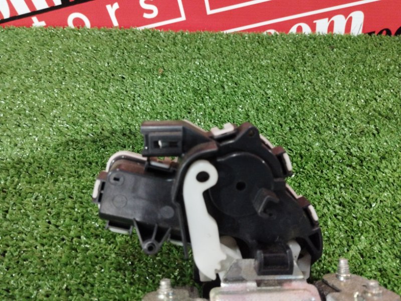 Замок багажника, 2400 рублей, Солонцы