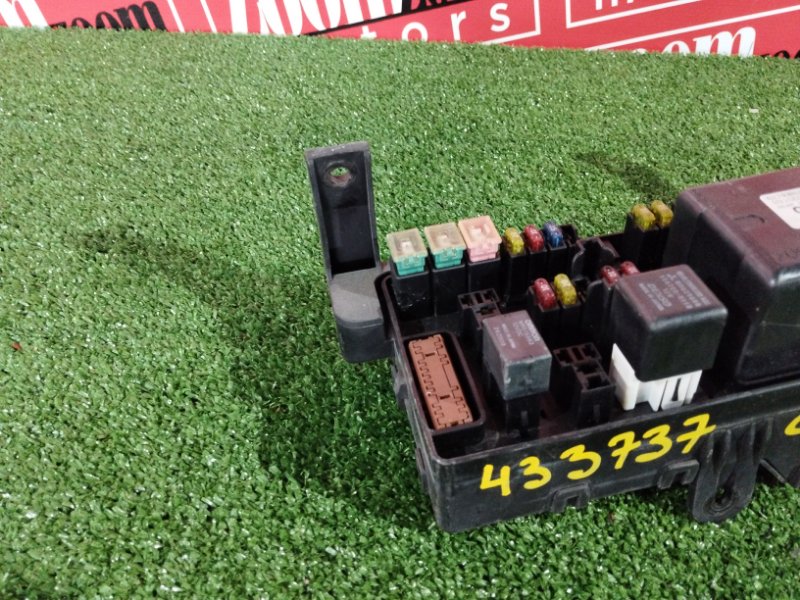 Блок реле и предохранителей, 1000 рублей, Солонцы