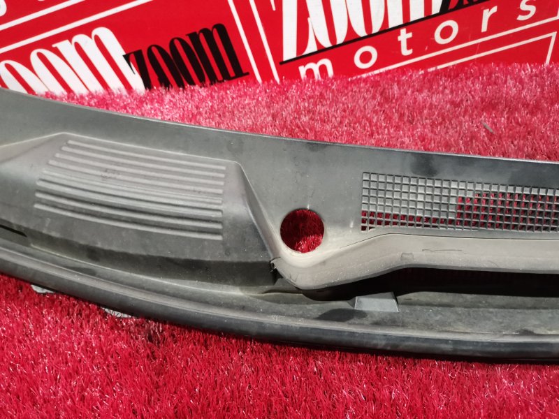 Решетка под лобовое стекло, 1000 рублей, Красноярск