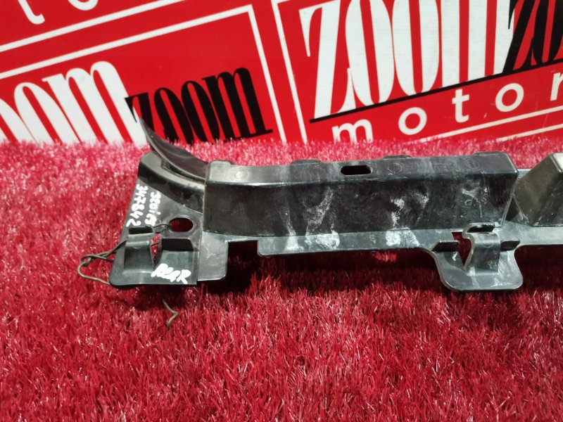 Кронштейн бампера, 500 рублей, Солонцы