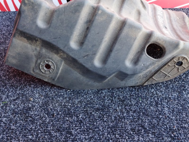 Подкрылок, 800 рублей, Солонцы