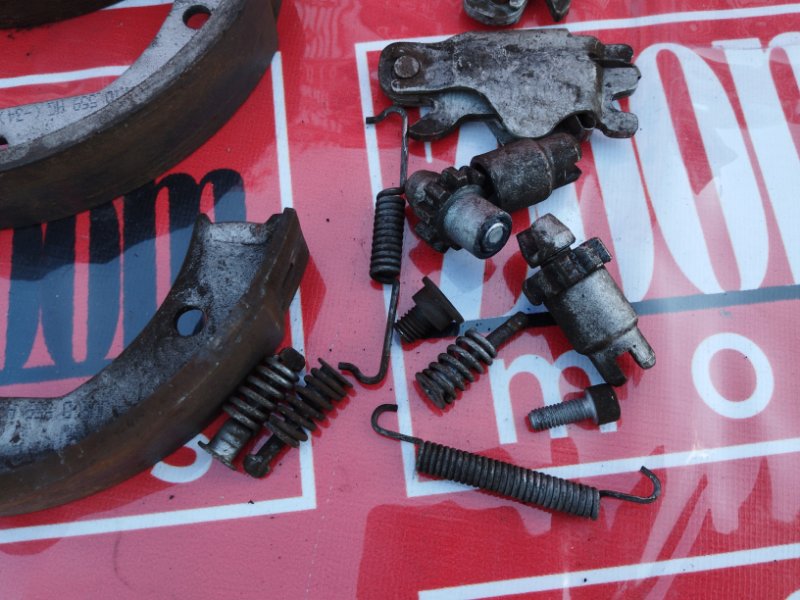 Колодки тормозные, 2000 рублей, Солонцы