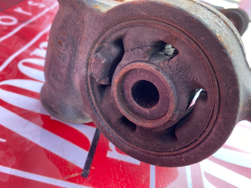 Рычаг подвески нижний, 2200 рублей, Солонцы