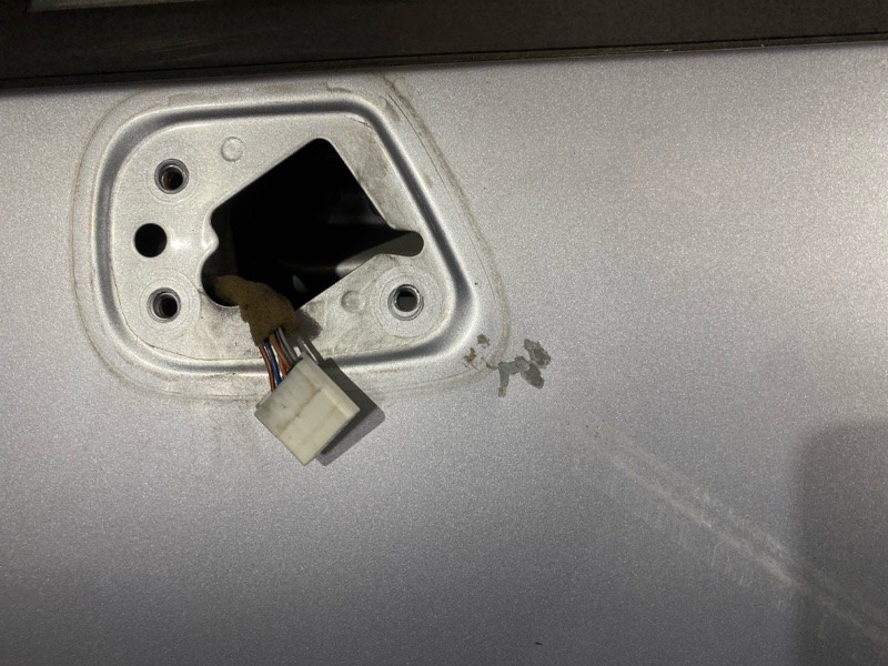 Дверь боковая, 8600 рублей, Солонцы