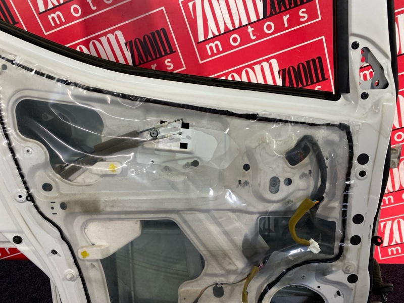 Дверь боковая, 7600 рублей, Красноярск