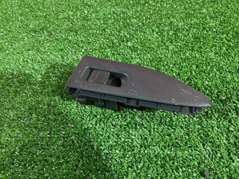 Кнопка управления стеклоподъёмником, 300 рублей, Солонцы