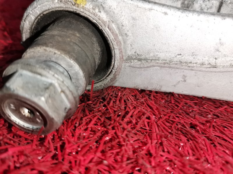 Рычаг подвески нижний, 500 рублей, Солонцы