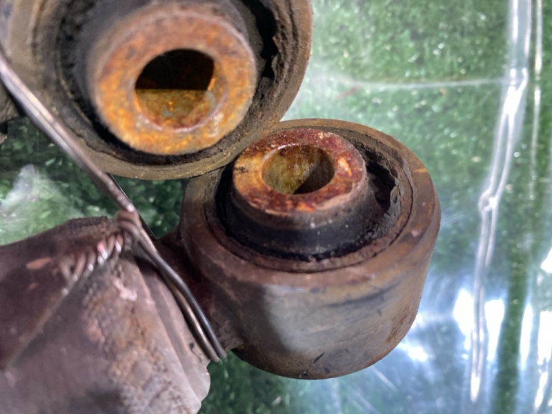 Стойка подвески, 1500 рублей, Солонцы