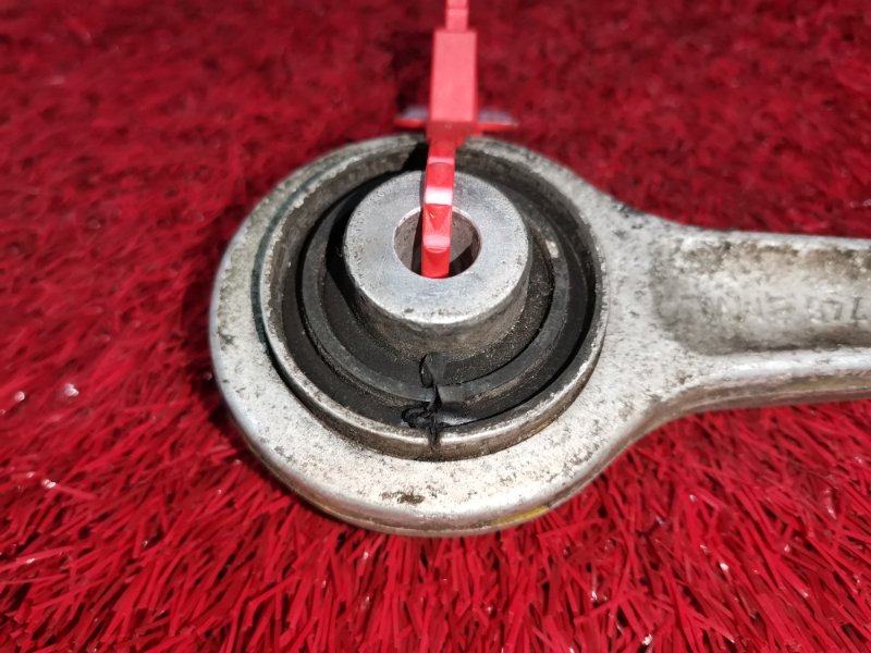 Рычаг подвески верхний, 500 рублей, Солонцы