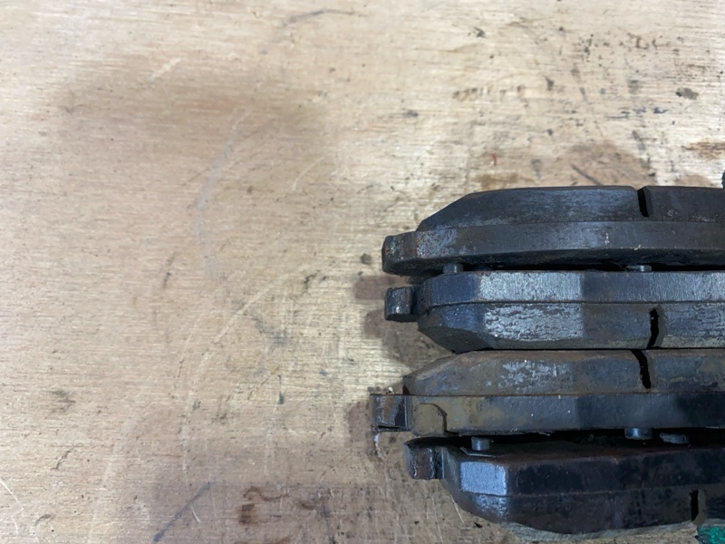 Колодки тормозные, 1000 рублей, Солонцы