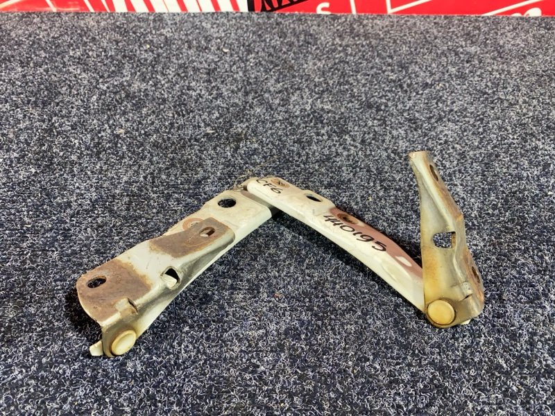 Петля (Шарнир капота), 400 рублей, Солонцы